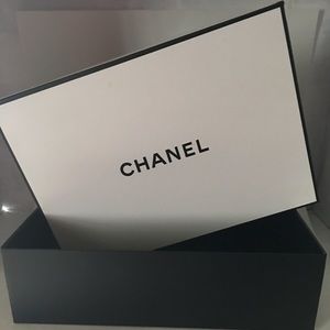 Chanel box